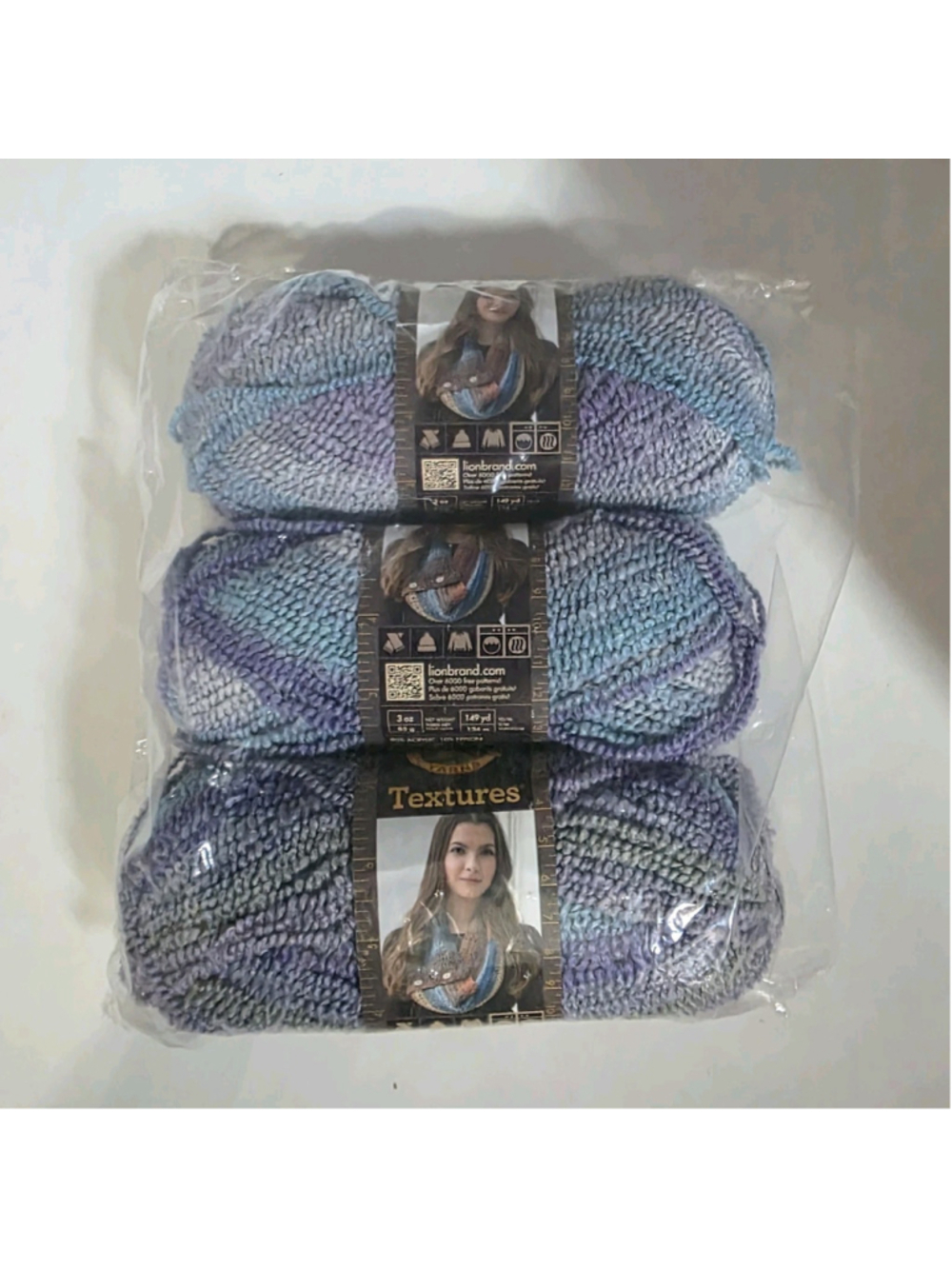 Lion Brand Textures Yarn 203 Arctic Sky Lot Of 3